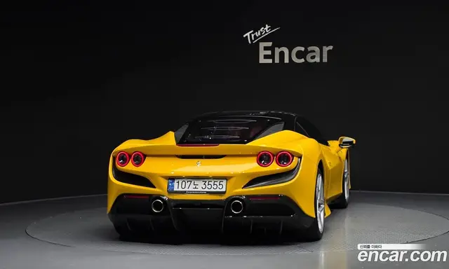Ferrari F8 2022 3.9 автомат (гидро), миниатюра 4