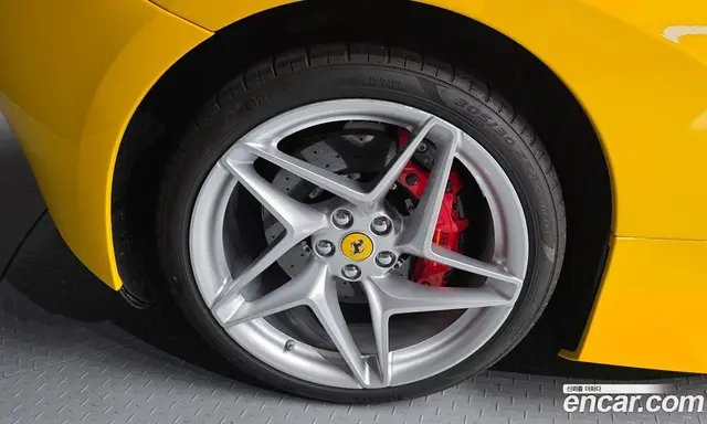 Ferrari F8 2022 3.9 автомат (гидро), миниатюра 5