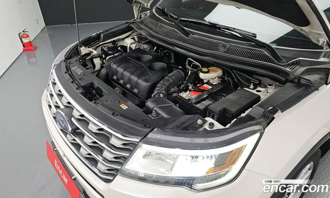 Ford Explorer 2016 2.3 автомат (гидро), фото 6