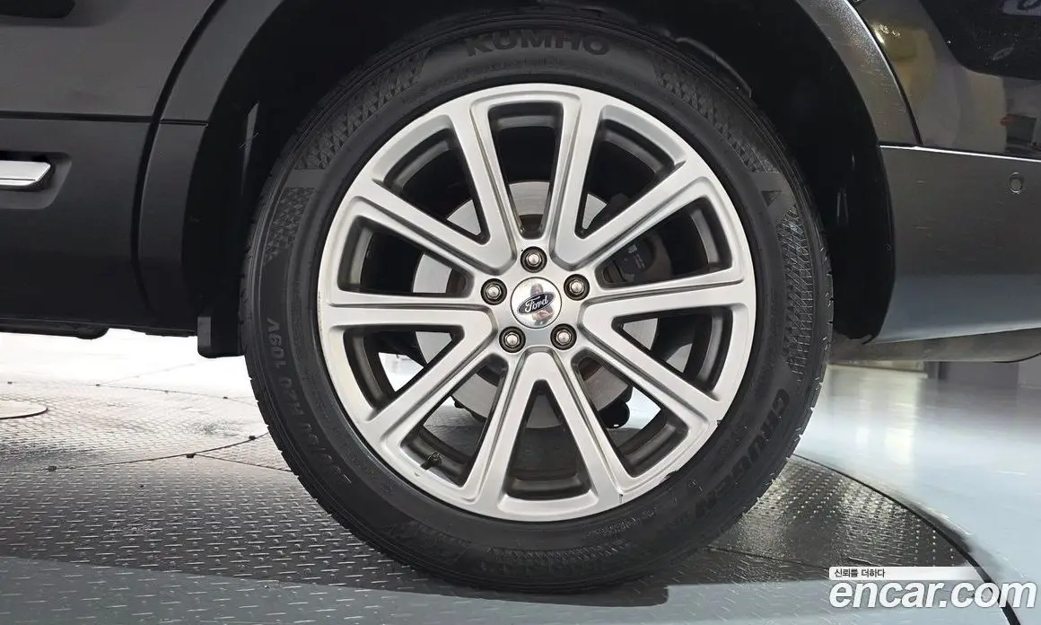 Ford Explorer 2017 2.3 автомат (гидро), фото 7