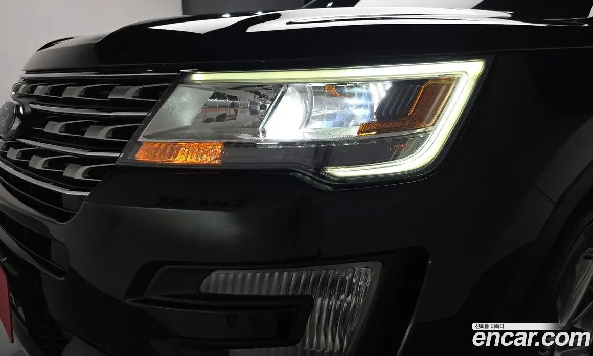 Ford Explorer 2017 2.3 автомат (гидро), фото 8