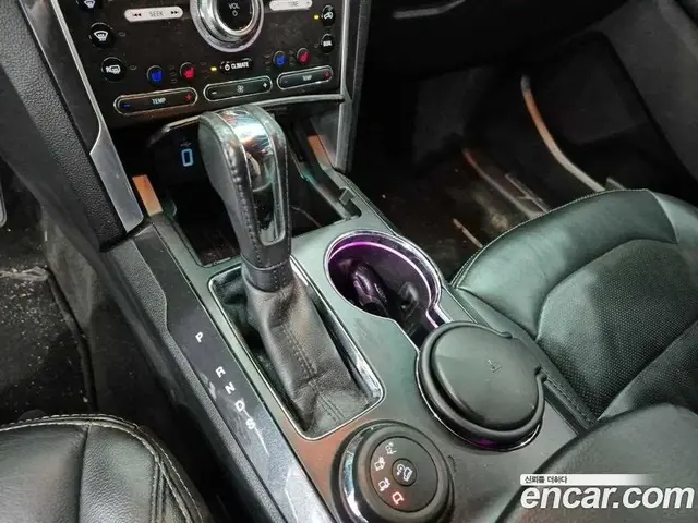 Ford Explorer 2017 2.3 автомат (гидро), миниатюра 8 Ford Explorer 2017 2.3 автомат (гидро), миниатюра 8