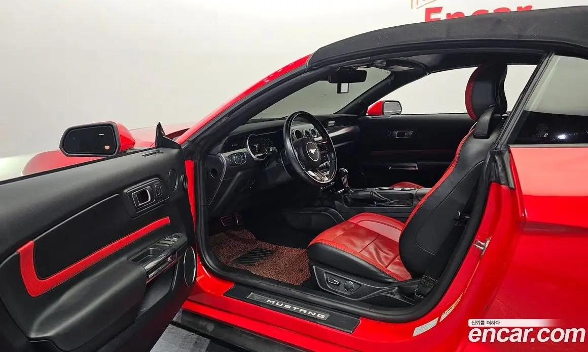 Ford Mustang 2019 2.3 автомат (гидро), фото 13 Ford Mustang 2019 2.3 автомат (гидро), фото 13