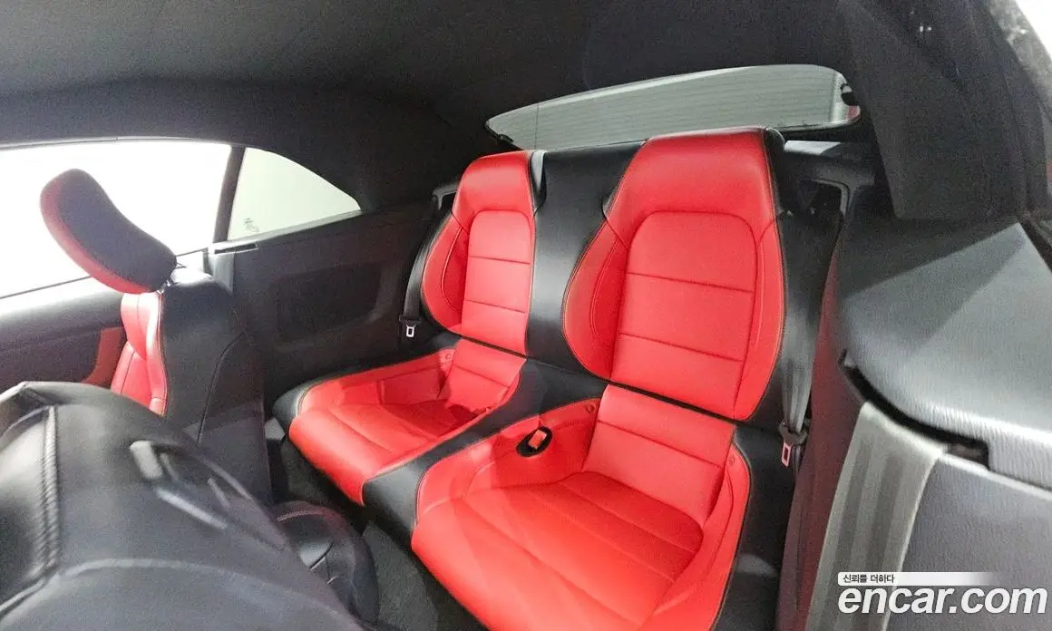 Ford Mustang 2019 2.3 автомат (гидро), фото 17 Ford Mustang 2019 2.3 автомат (гидро), фото 17