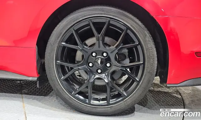 Ford Mustang 2019 2.3 автомат (гидро), миниатюра 7 Ford Mustang 2019 2.3 автомат (гидро), миниатюра 7