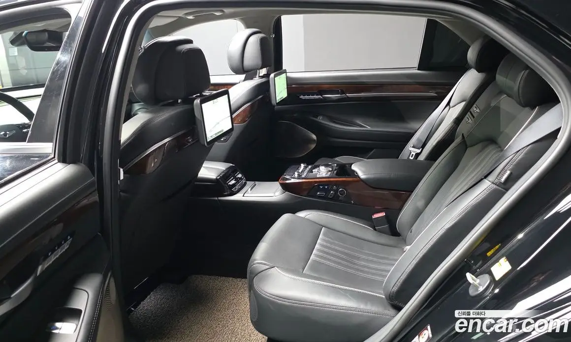 Genesis EQ900 2016 5.0 автомат (гидро), фото 17 Genesis EQ900 2016 5.0 автомат (гидро), фото 17