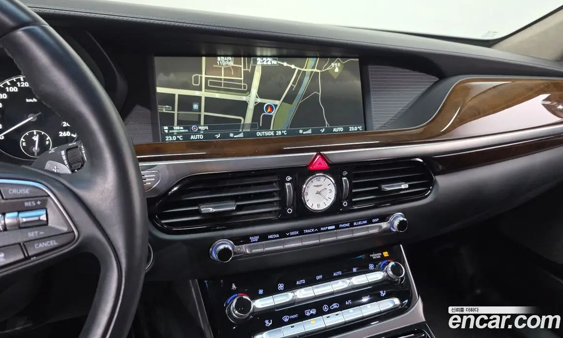 Genesis EQ900 2017 3.3 автомат (гидро), фото 14 Genesis EQ900 2017 3.3 автомат (гидро), фото 14