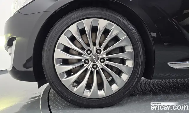 Genesis EQ900 2017 3.3 автомат (гидро), миниатюра 5 Genesis EQ900 2017 3.3 автомат (гидро), миниатюра 5