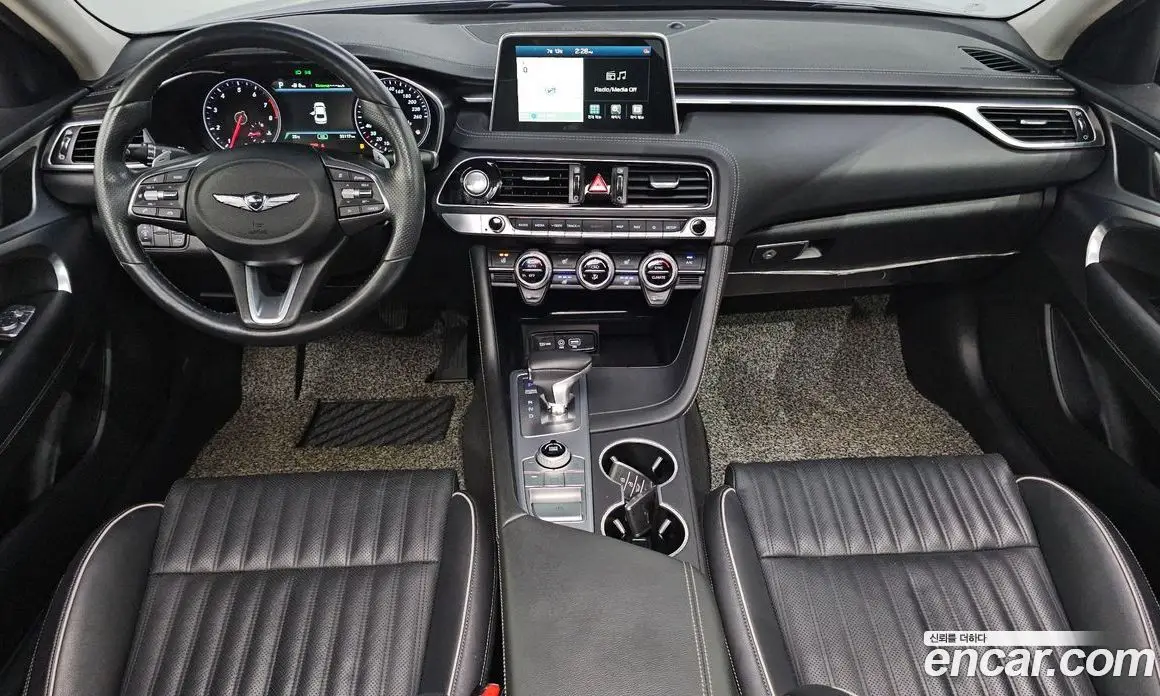 Genesis G70 2018 2.0 автомат (гидро), фото 10