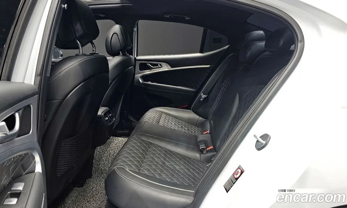 Genesis G70 2018 2.0 автомат (гидро), фото 12