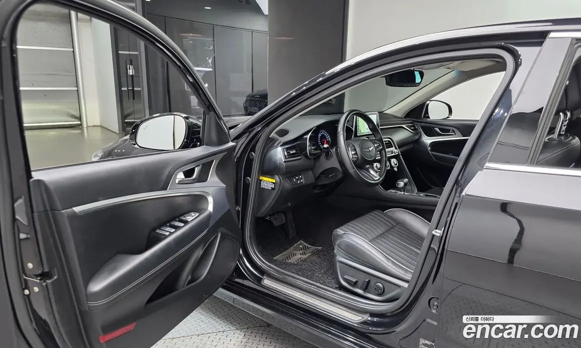 Genesis G70 2020 2.0 автомат (гидро), фото 13 Genesis G70 2020 2.0 автомат (гидро), фото 13