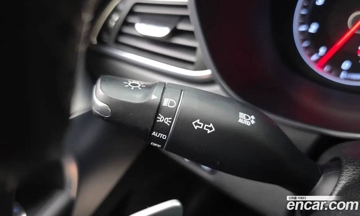Genesis G70 2020 2.0 автомат (гидро), фото 28 Genesis G70 2020 2.0 автомат (гидро), фото 28