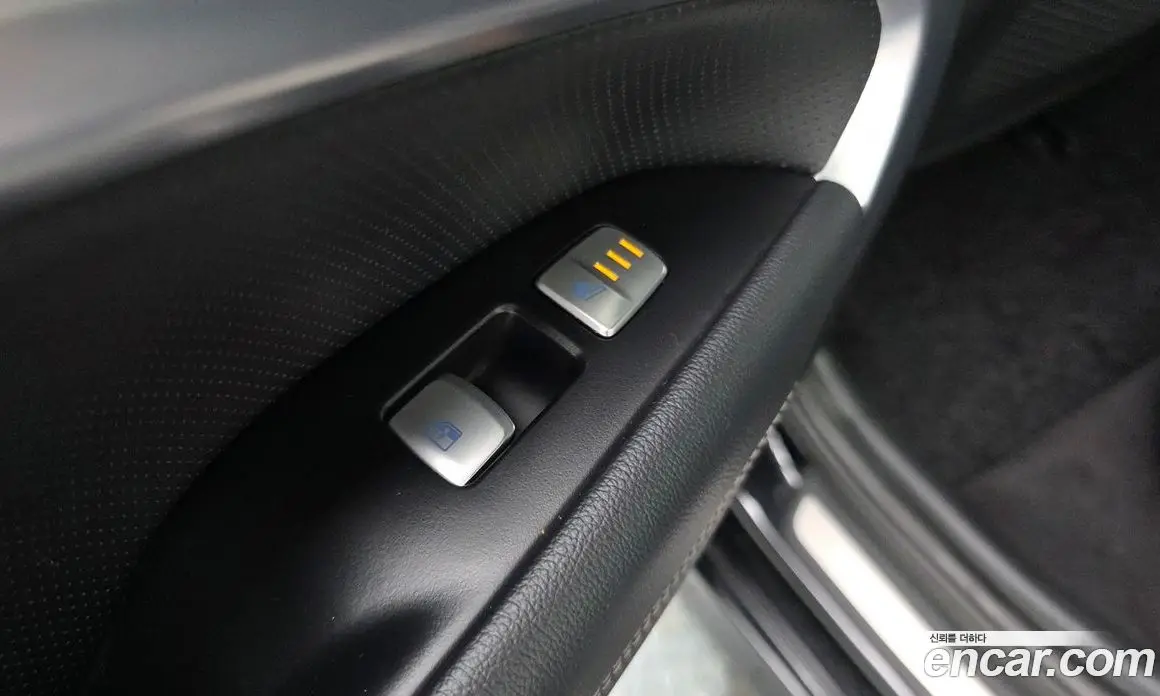 Genesis G70 2020 2.0 автомат (гидро), фото 31 Genesis G70 2020 2.0 автомат (гидро), фото 31