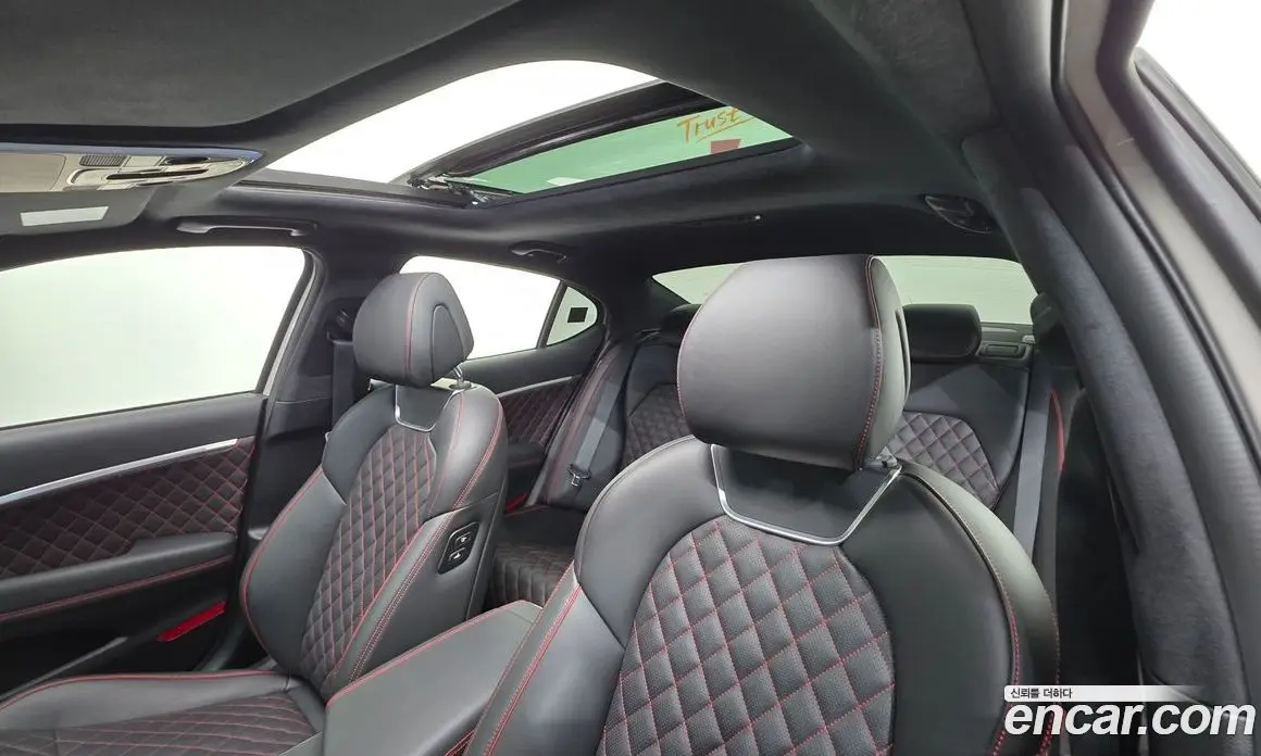 Genesis G70 2023 3.3 автомат (гидро), фото 18