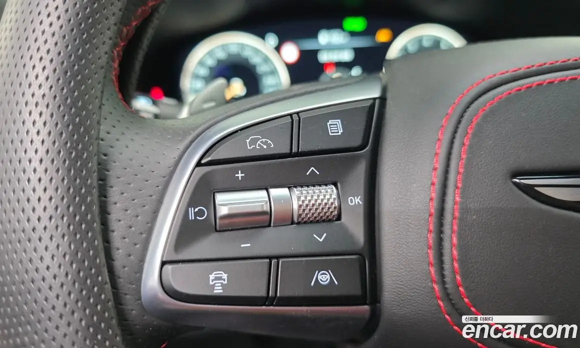 Genesis G70 2023 3.3 автомат (гидро), фото 24