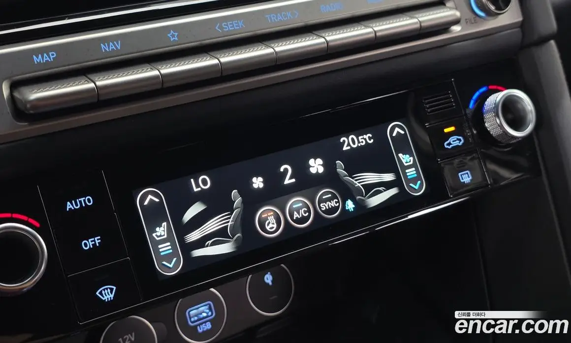 Genesis G70 2023 3.3 автомат (гидро), фото 30