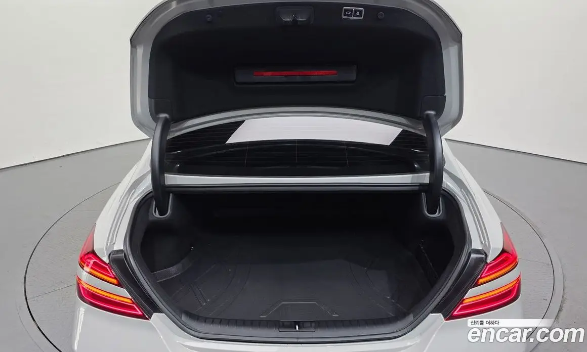 Genesis G70 2023 3.3 автомат (гидро), фото 34