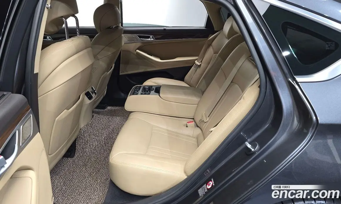 Genesis G80 2016 3.3 автомат (гидро), фото 16 Genesis G80 2016 3.3 автомат (гидро), фото 16