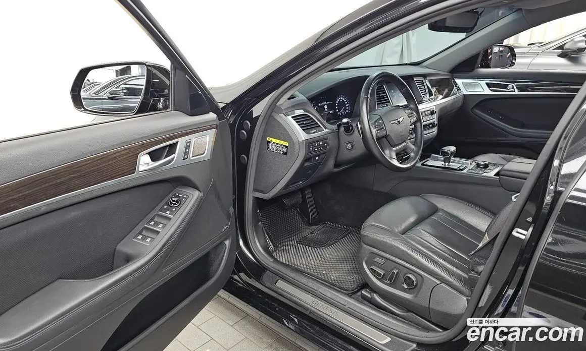 Genesis G80 2017 3.3 автомат (гидро), фото 12 Genesis G80 2017 3.3 автомат (гидро), фото 12