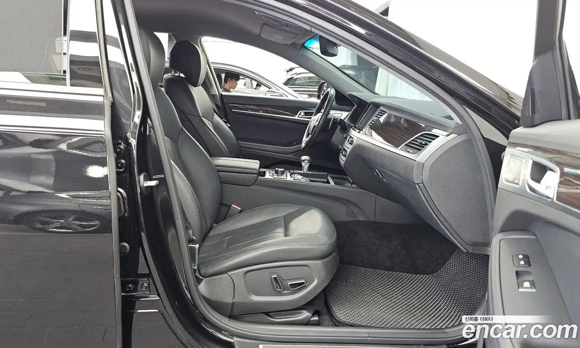 Genesis G80 2017 3.3 автомат (гидро), фото 16 Genesis G80 2017 3.3 автомат (гидро), фото 16