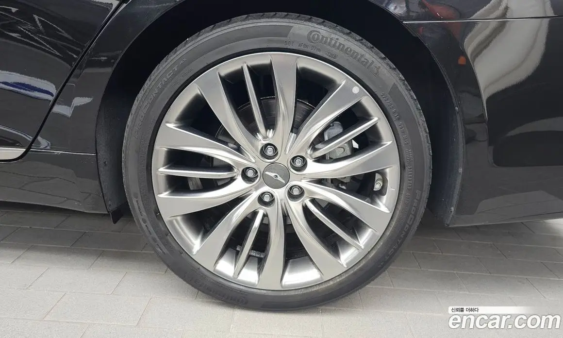 Genesis G80 2017 3.3 автомат (гидро), фото 6 Genesis G80 2017 3.3 автомат (гидро), фото 6