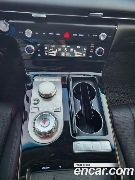Genesis G80 2024 2.5 автомат (гидро), фото 16 Genesis G80 2024 2.5 автомат (гидро), фото 16