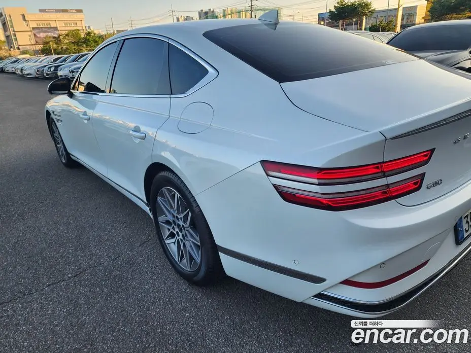Genesis G80 2024 2.5 автомат (гидро), фото 6 Genesis G80 2024 2.5 автомат (гидро), фото 6