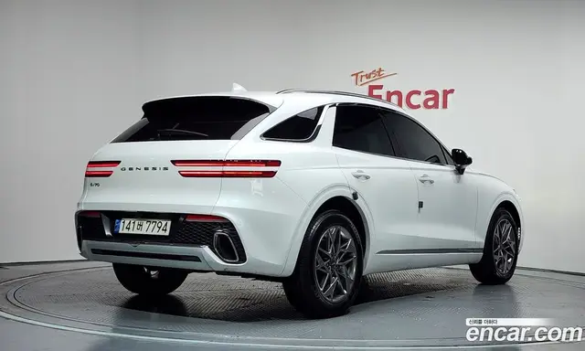 Genesis GV70 2021 2.5 автомат (гидро), миниатюра 2