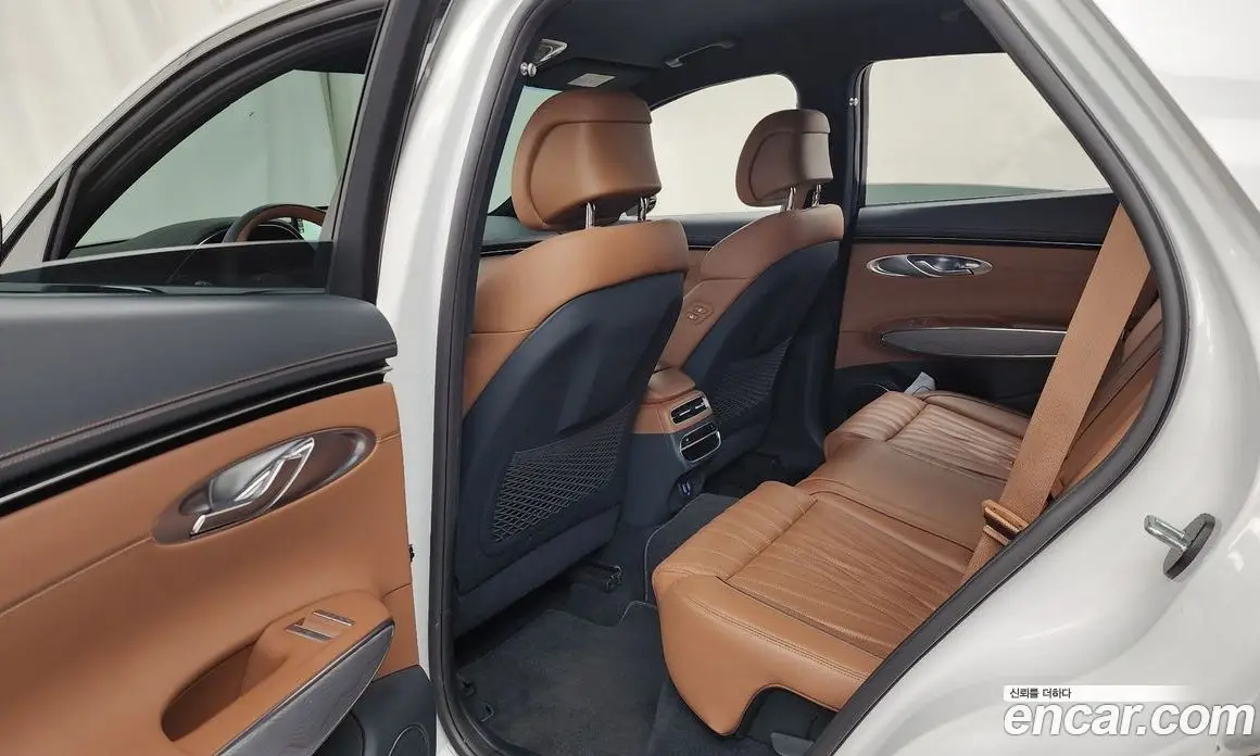 Genesis GV70 2021 2.5 автомат (гидро), фото 16