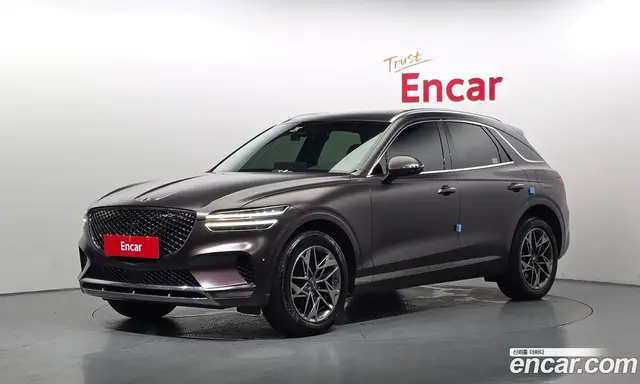 Genesis GV70, 2021, 93 118 км