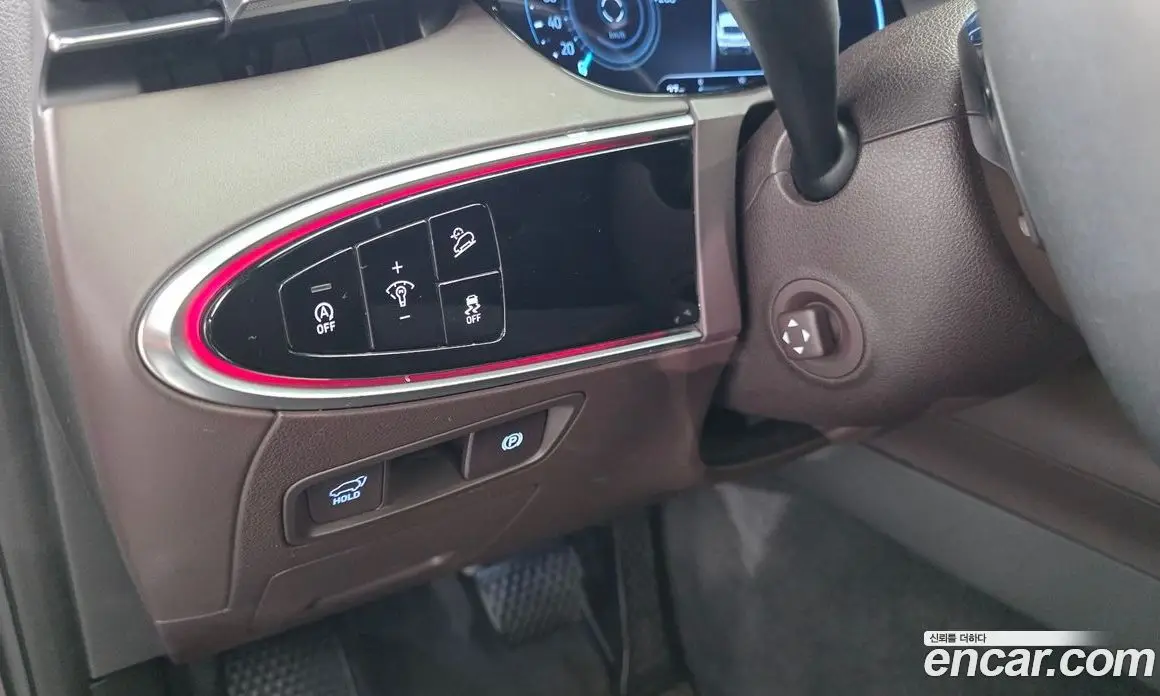 Genesis GV70 2021 2.2 автомат (гидро), фото 15 Genesis GV70 2021 2.2 автомат (гидро), фото 15