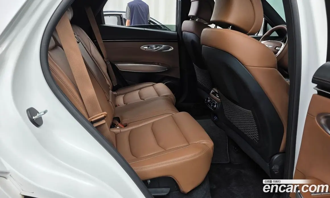 Genesis GV70 2023 2.5 автомат (гидро), фото 17