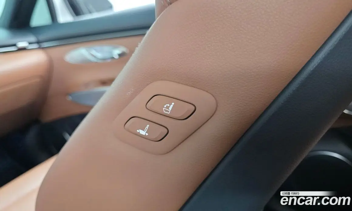 Genesis GV70 2023 2.5 автомат (гидро), фото 27