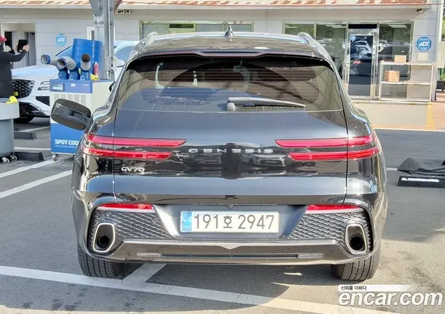 Genesis GV70 2023 2.5 автомат (гидро), миниатюра 3 Genesis GV70 2023 2.5 автомат (гидро), миниатюра 3