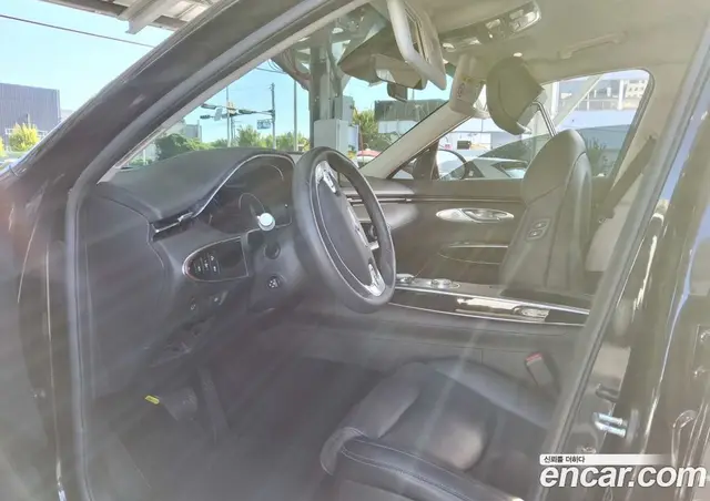 Genesis GV70 2023 2.5 автомат (гидро), миниатюра 4 Genesis GV70 2023 2.5 автомат (гидро), миниатюра 4