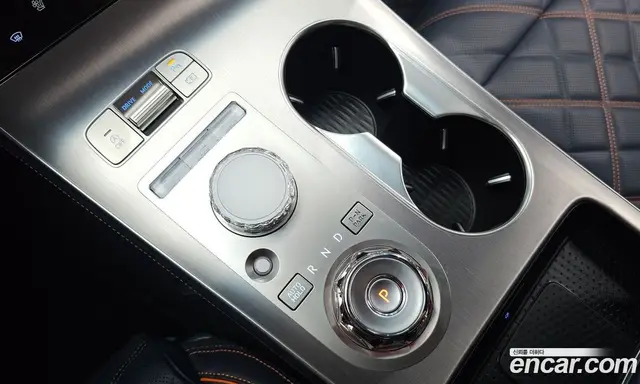 Genesis GV70 2024 2.5 автомат (гидро), миниатюра 11 Genesis GV70 2024 2.5 автомат (гидро), миниатюра 11