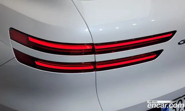 Genesis GV70 2026 2.5 автомат (гидро), миниатюра 9 Genesis GV70 2026 2.5 автомат (гидро), миниатюра 9