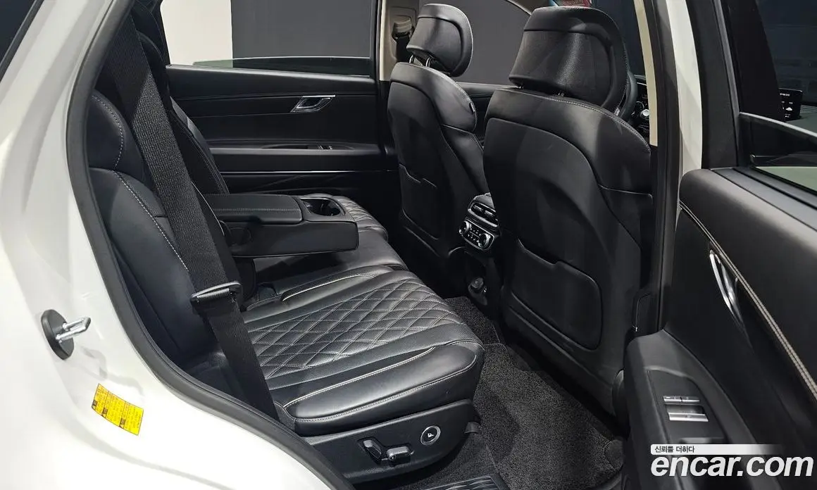 Genesis GV80 2023 3.5 автомат (гидро), фото 18 Genesis GV80 2023 3.5 автомат (гидро), фото 18