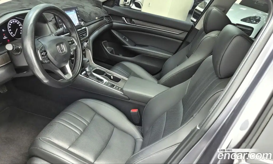 Honda Accord 2022 1.5 автомат (гидро), фото 13 Honda Accord 2022 1.5 автомат (гидро), фото 13