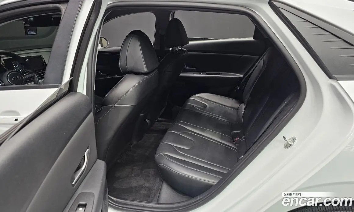 Hyundai Avante 2022 1.6 автомат (гидро), фото 17 Hyundai Avante 2022 1.6 автомат (гидро), фото 17