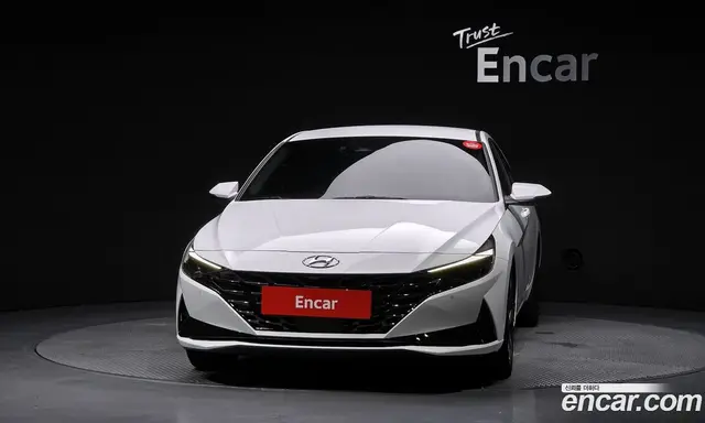 Hyundai Avante 2023 1.6 автомат (гидро), миниатюра 3