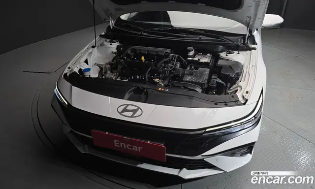 Hyundai Avante 2024 1.6 автомат (гидро), миниатюра 6