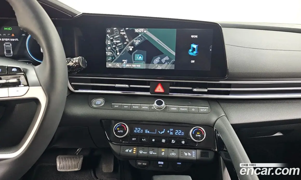 Hyundai Avante 2024 1.6 автомат (гидро), фото 16