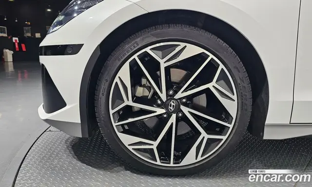 Hyundai Ioniq 6 2022 0.1 автомат (гидро), миниатюра 5 Hyundai Ioniq 6 2022 0.1 автомат (гидро), миниатюра 5