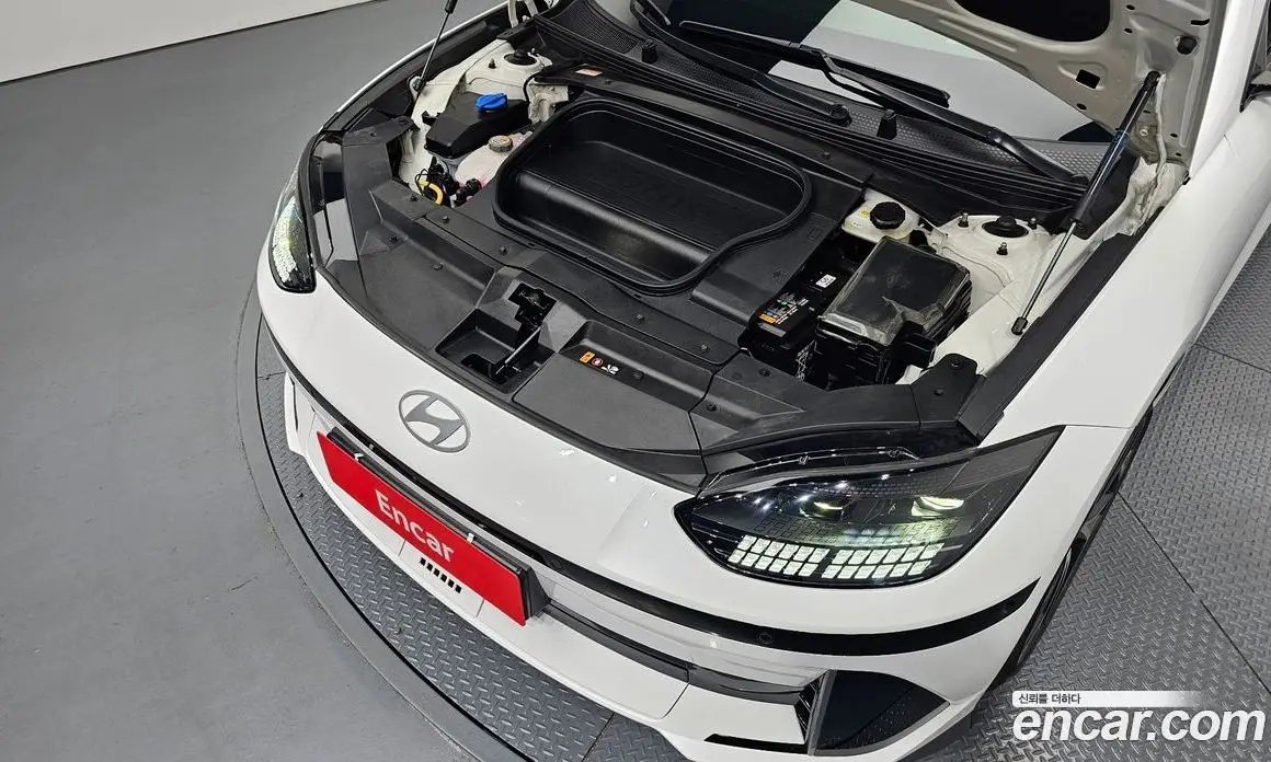 Hyundai Ioniq 6 2022 0.1 автомат (гидро), фото 6 Hyundai Ioniq 6 2022 0.1 автомат (гидро), фото 6