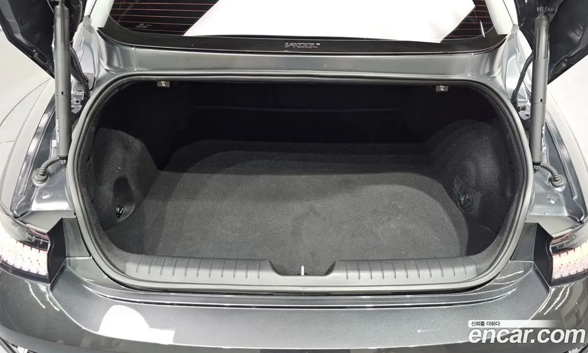 Hyundai Ioniq 6 2022 0.1 автомат (гидро), фото 22 Hyundai Ioniq 6 2022 0.1 автомат (гидро), фото 22