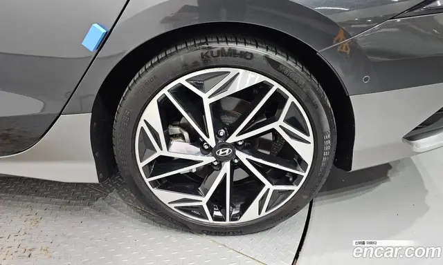 Hyundai Ioniq 6 2022 0.1 автомат (гидро), миниатюра 6 Hyundai Ioniq 6 2022 0.1 автомат (гидро), миниатюра 6