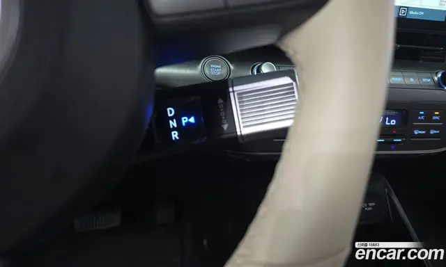 Hyundai Kona 2023 1.6 автомат (гидро), миниатюра 12