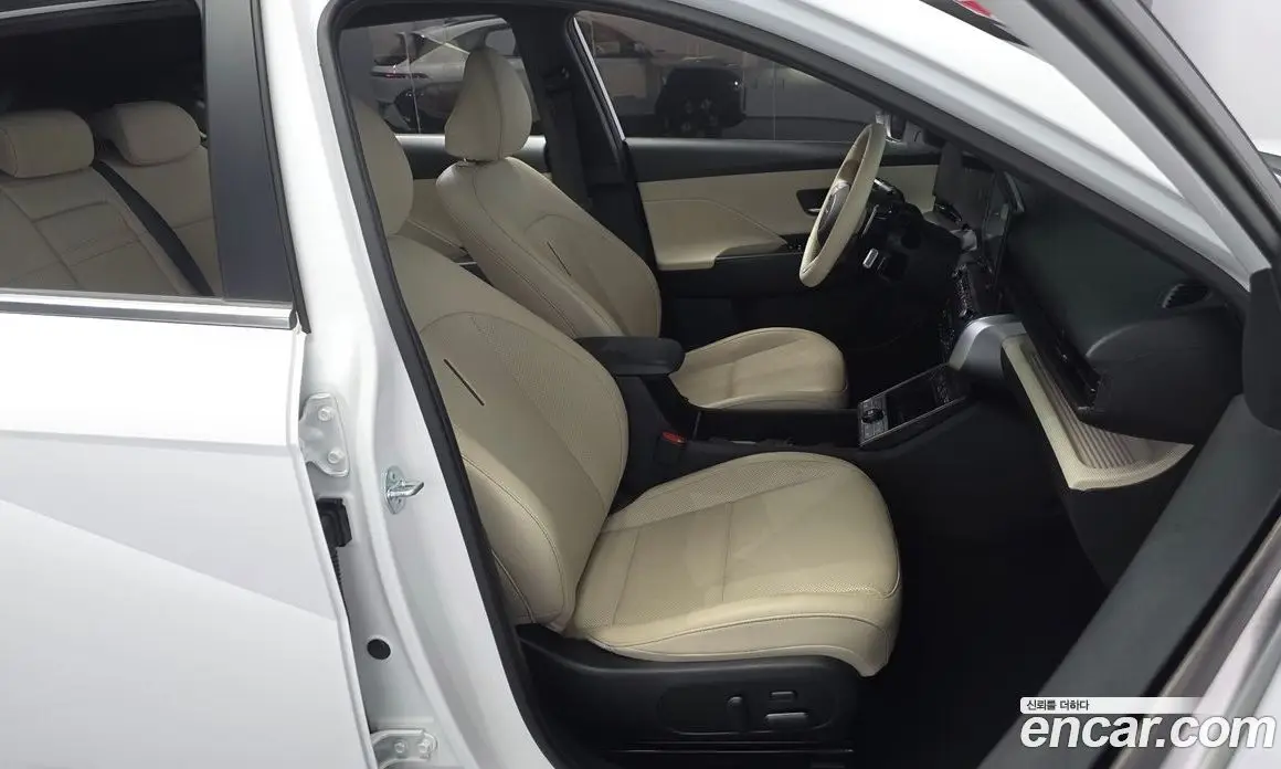 Hyundai Kona 2023 1.6 автомат (гидро), фото 16 Hyundai Kona 2023 1.6 автомат (гидро), фото 16