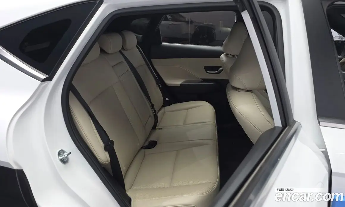 Hyundai Kona 2023 1.6 автомат (гидро), фото 17 Hyundai Kona 2023 1.6 автомат (гидро), фото 17